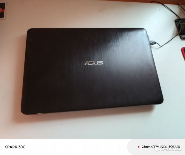Asus