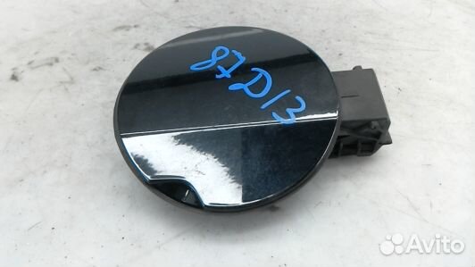 Лючок бака peugeot 308 1 (87D13IC01)