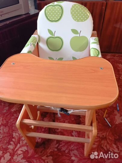 Детский стульчик для кормления babyton
