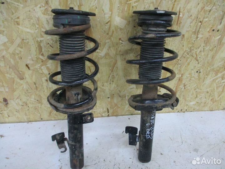 Амортизаторные стойки в сборе Форд Фокус 2