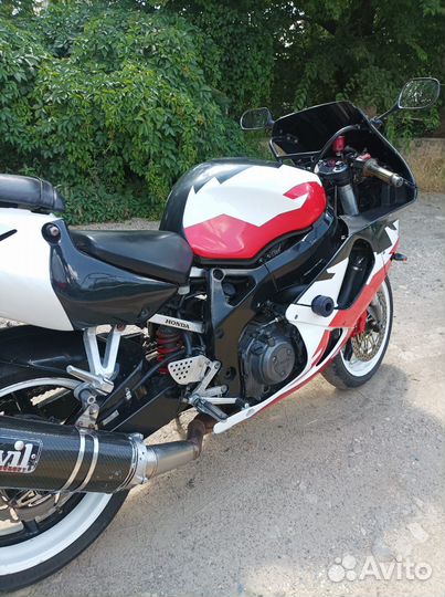 Honda cbr 919 rr
