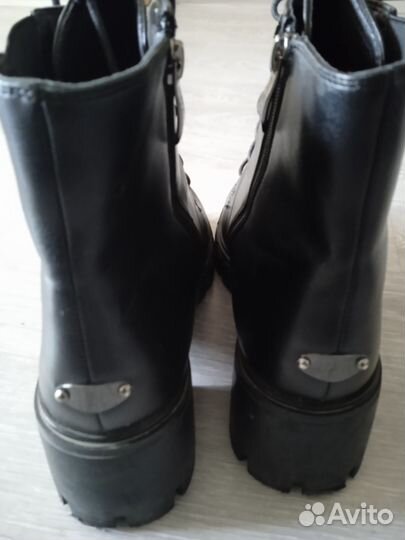 Ботинки женские демисезонные ы