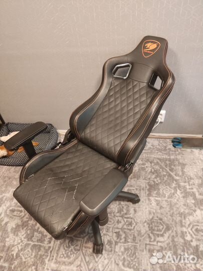 Игровое кресло Cougar Armor one
