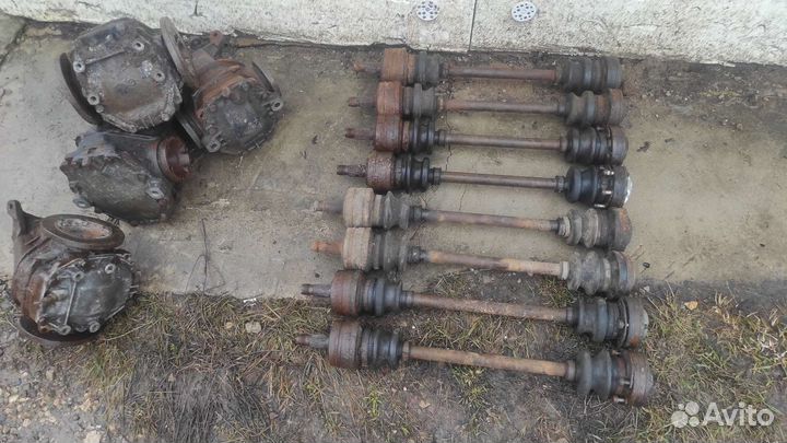 Привод полуось шрус Mercedes w201 w124