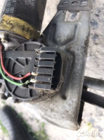 Трапеция дворников с моторчиком ауди А 6 с 4