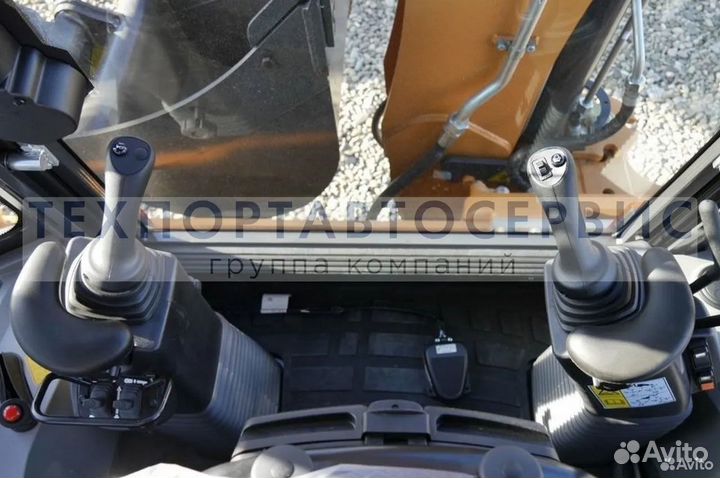 Экскаватор-погрузчик CASE 580 SV, 2023