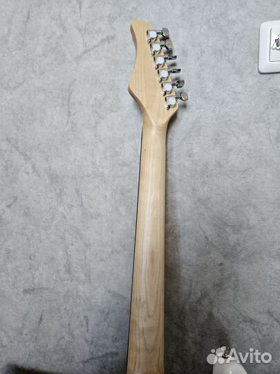 Электро гитара и комбик