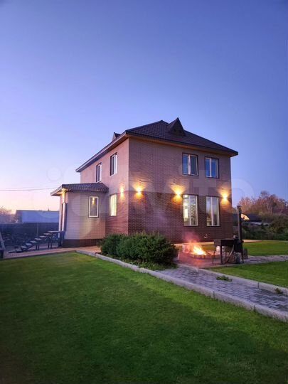 Дом 210 м² на участке 17 сот.