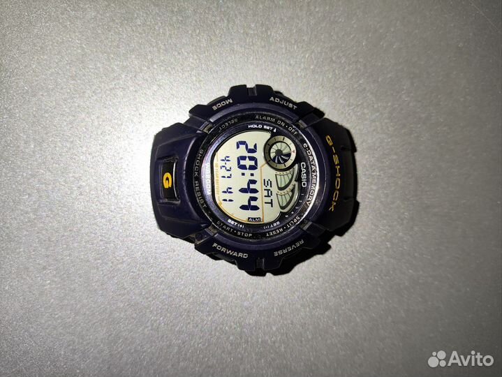 Продаю Casio G-Shock G-2900F-1V