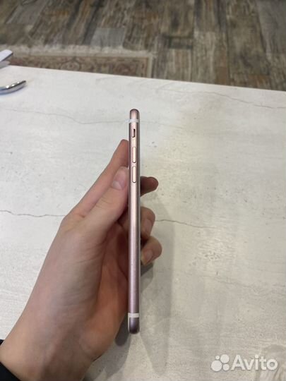 iPhone 7, 32 ГБ