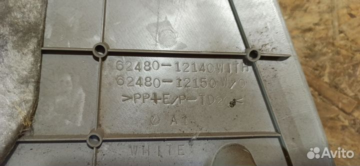 Обшивка стойки задняя верхняя Toyota Corolla E150