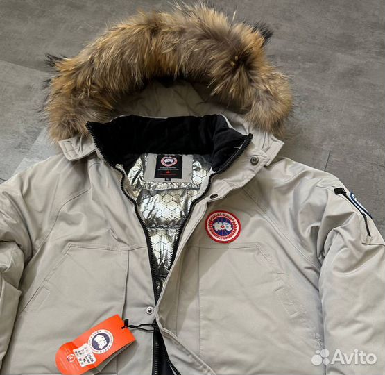 Зимняя куртка canada goose