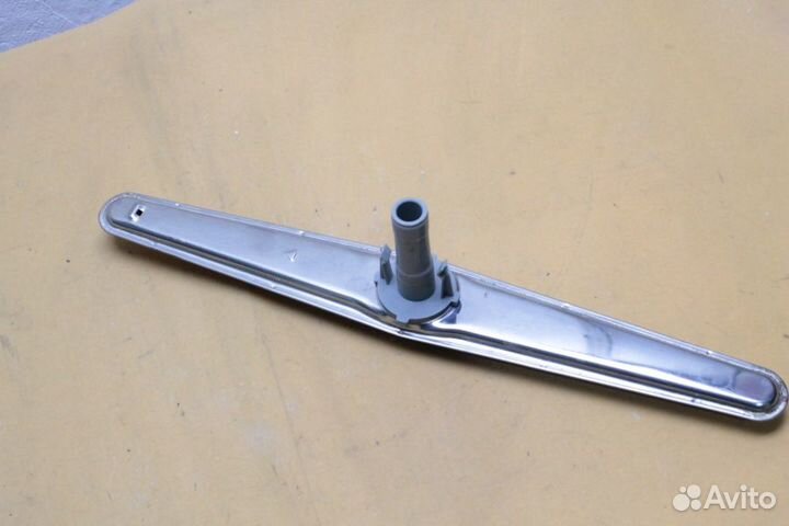 Разбрызгиватель (нижний) Midea 12276000000251 бу