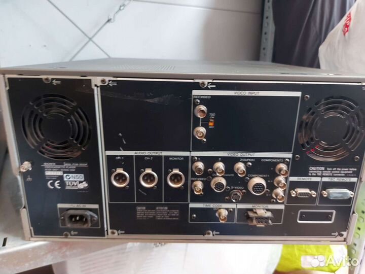 Монтажный виде Betacam SP Sony-PVW-2650 на запчаст