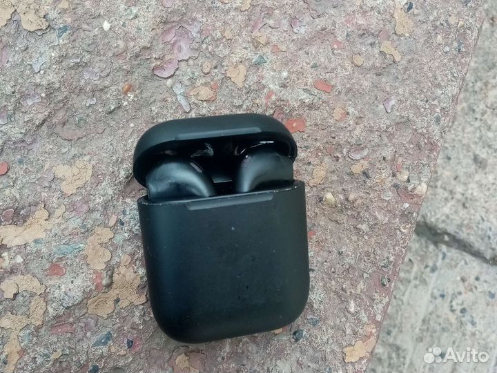 Беспроводные наушники