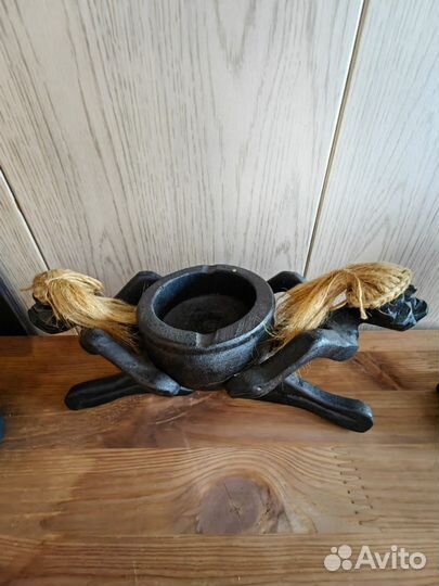 Африканские статуэтки из дерева