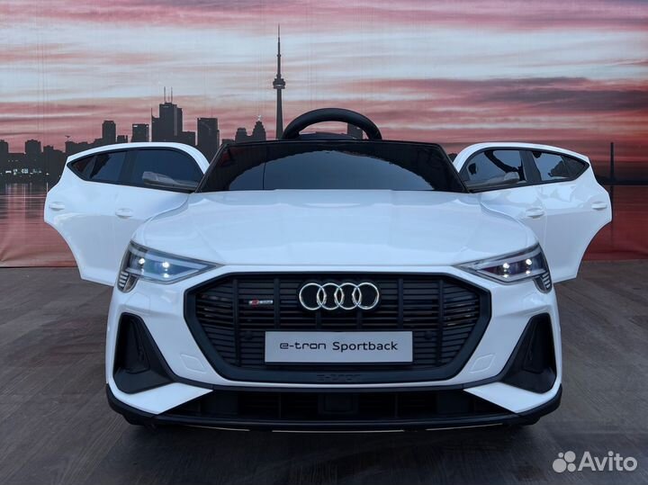 Электромобиль детский audi