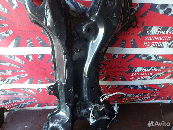 Подрамник передний Toyota Corolla 150