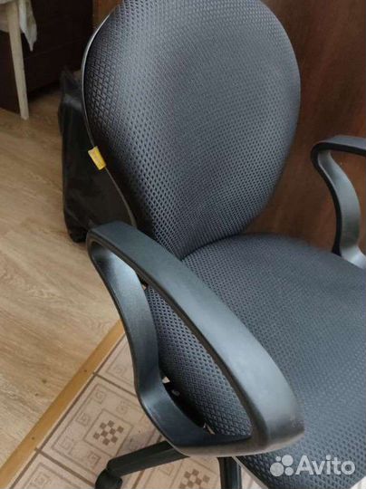 Компьютерное кресло