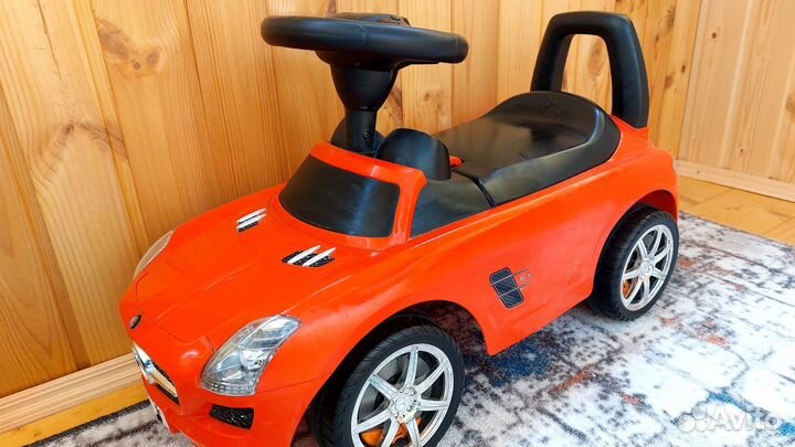 Машинка каталка толокар mercedes