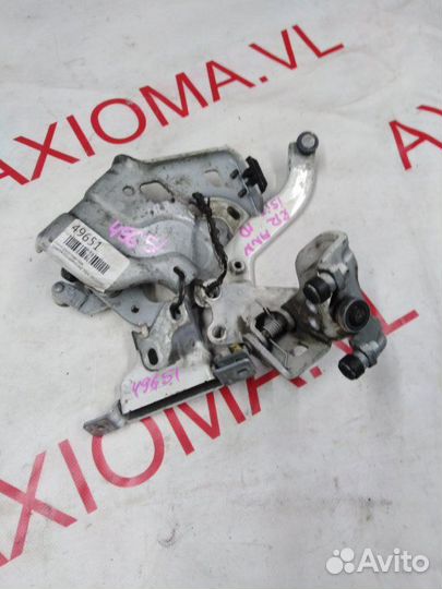 Ролик двери прав. зад. toyota isis