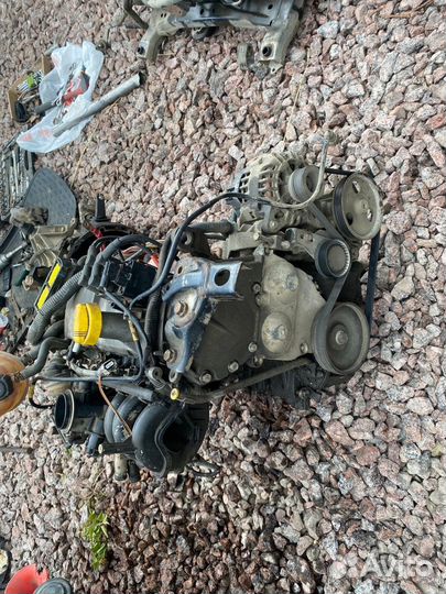 Двигатель рено кангу логан сандеро