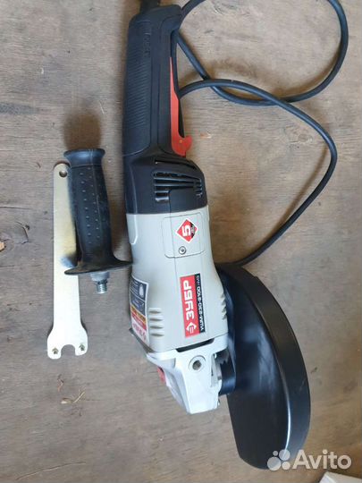 Болгарка бу