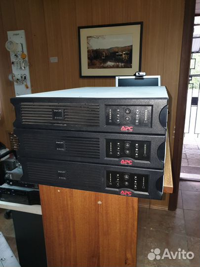 Ибп APC smart ups 3000RMI2U серверный