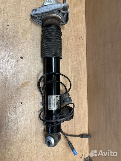 Амортизатор задний правый X5M X6m F85 F86 BM