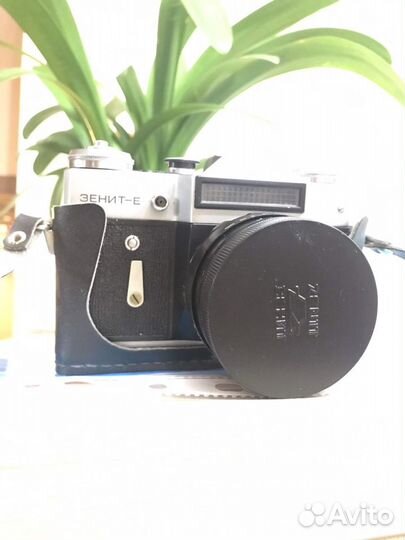 Плёночный фотоаппарат и набор для проявки фото