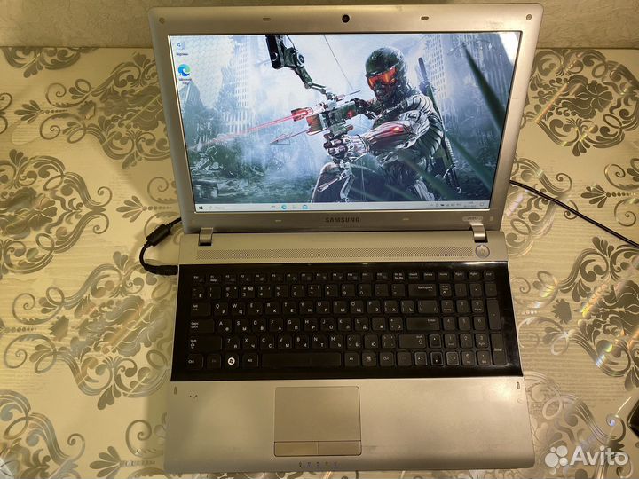 Почти как новый ноутбук Samsung