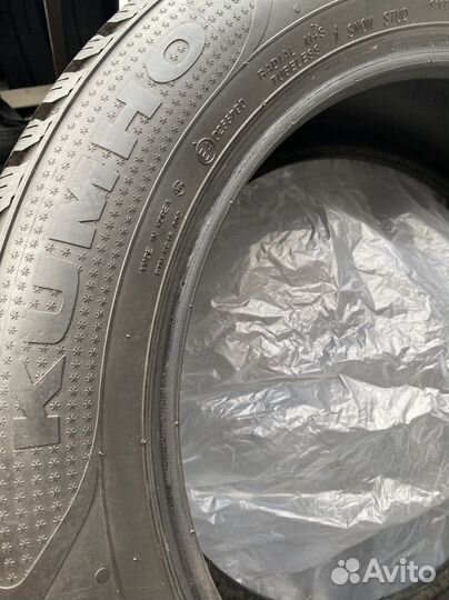 Kumho I'Zen RV Stud KC16 225/55 R18