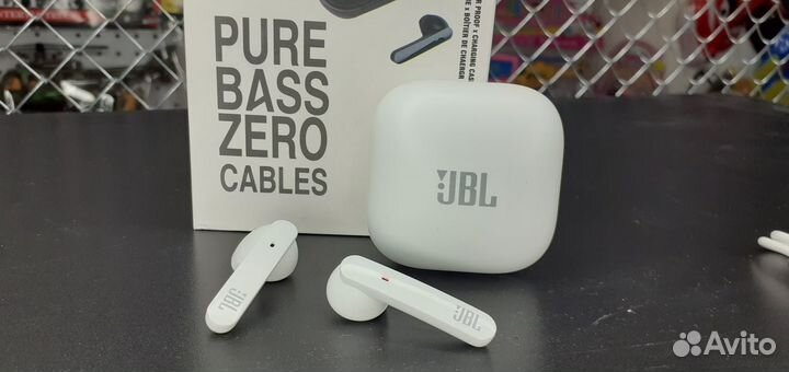 Беспроводные наушники JBL Tune Мощный бас