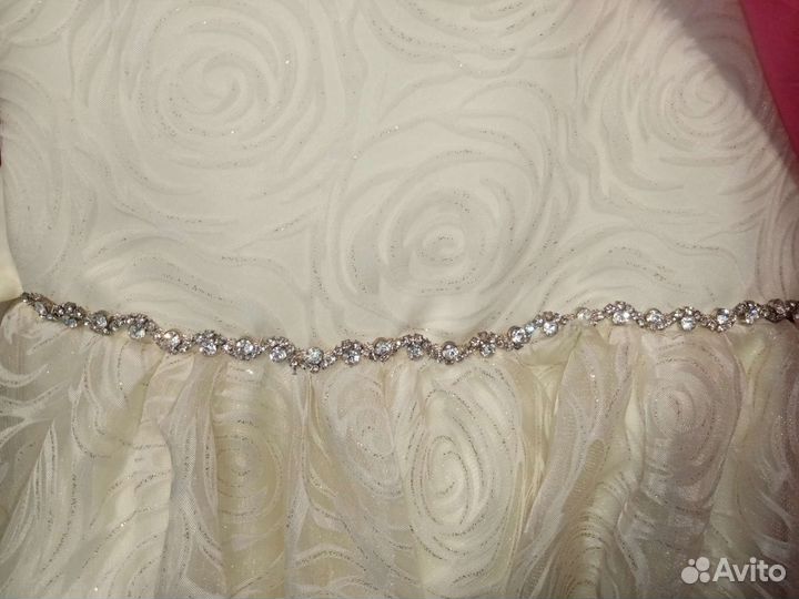 Платье праздничное на девочку 116