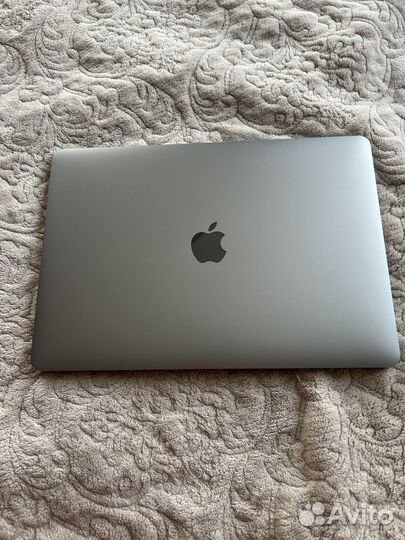 Apple MacBook Pro 13