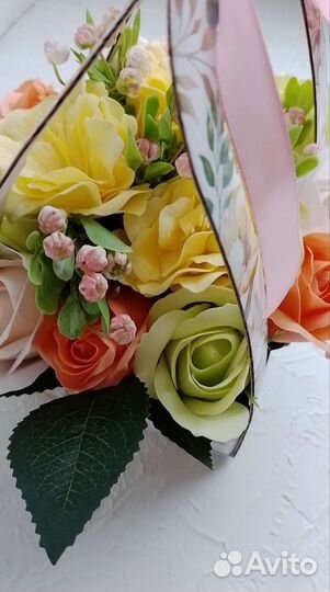 Букет из мыльных цветов (роза, камелия)