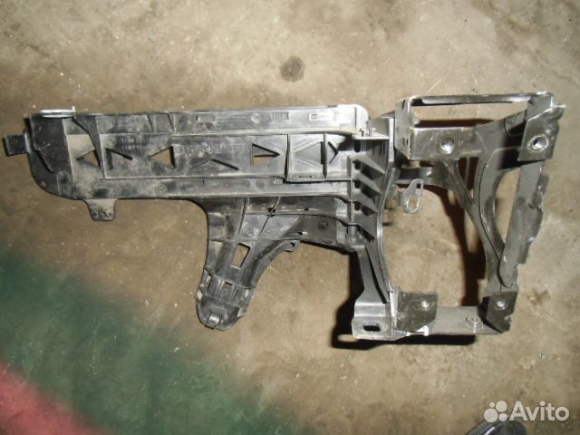 Кронштейн крепления фары BMW 6-Series (E63, E64) 2