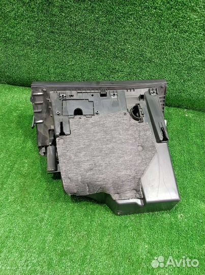 Бардачок пежо 308