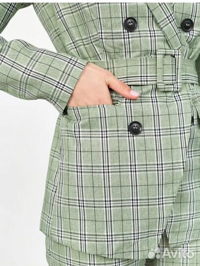 Брючный костюм женский