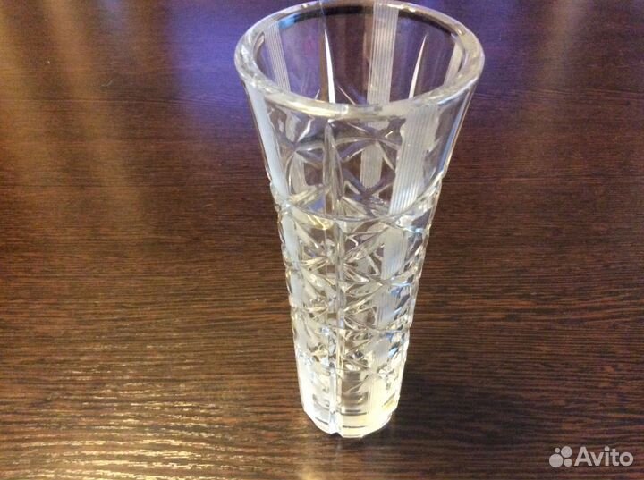 Хрустальная ваза