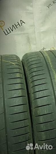Pirelli P Zero PZ4 315/30 R22 94Y