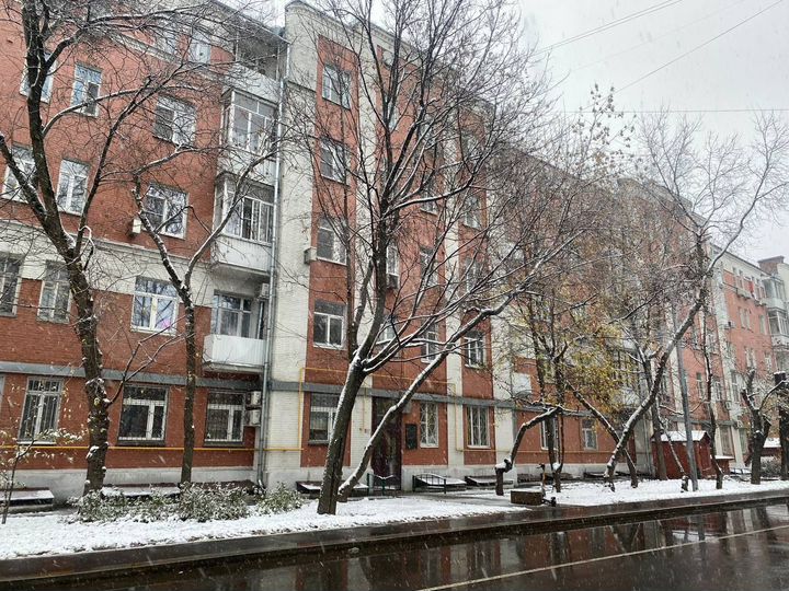 Апартаменты-студия, 11,2 м², 1/5 эт.