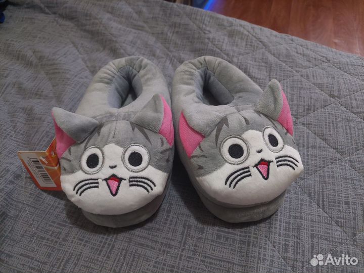 Тапочки котик новые