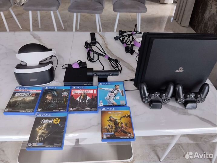 Sony PS4 pro 1 tb+VR шлем 2ой ревизии с камерой