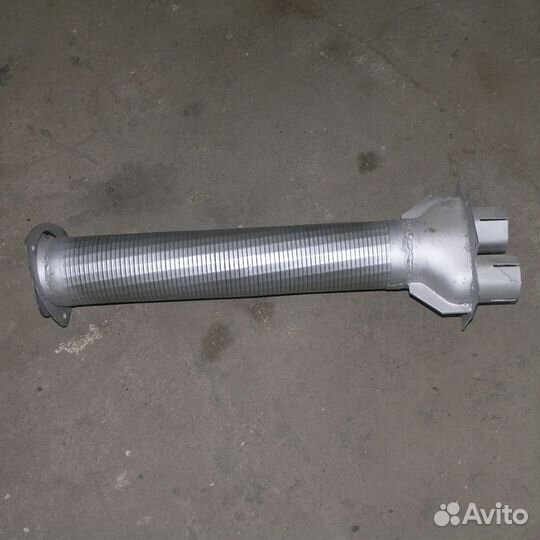 Металлорукав д. 90мм L661мм камаз-5320 с тройнико