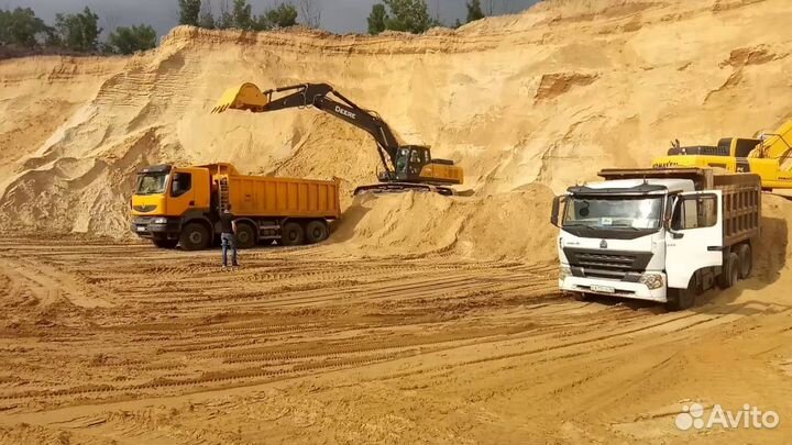 Песок карьерный строительный сеянный намывной