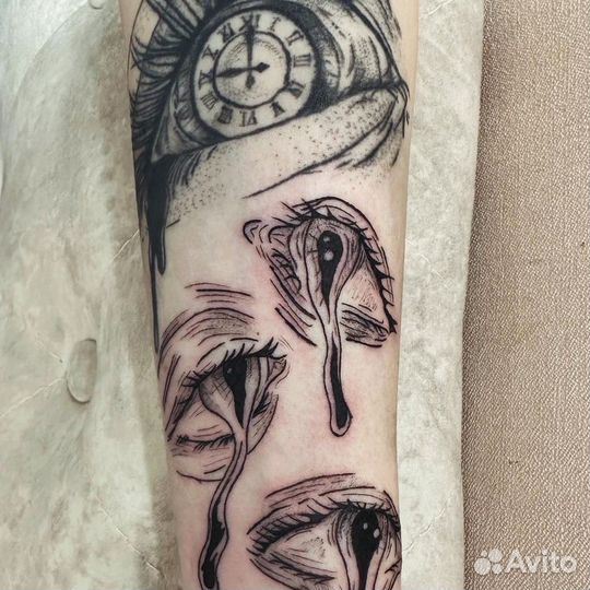 Модель на тату