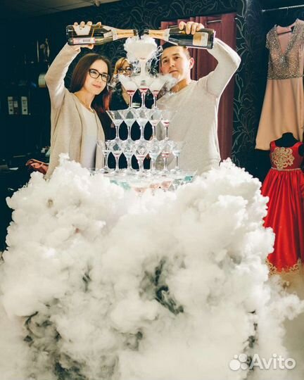 Бармен шоу/Пирамида шампанского