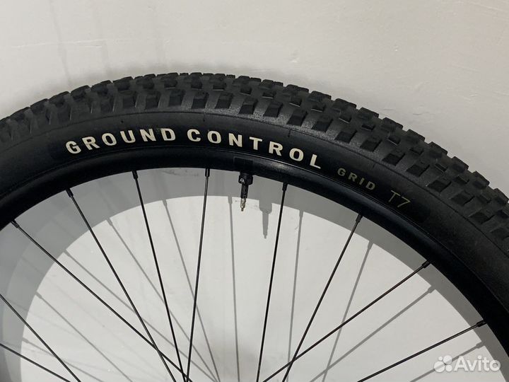 Вилсет с покрышками Specialized 29 колеса