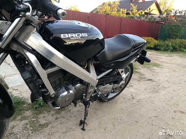 Honda bros